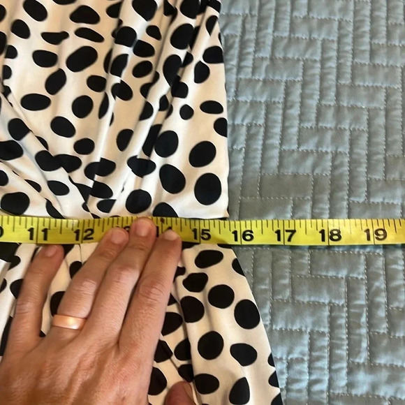 Tiana B. Women’s Polka Dot Side Ruched Dress Size 8 Front Drape Fully Li… - Picture 11 of 11